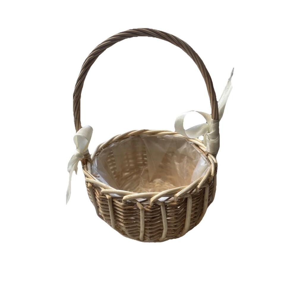 Sturdy Rattan Flower Girl Basket Wedding Flower Basket Hand-woven Easter Basket